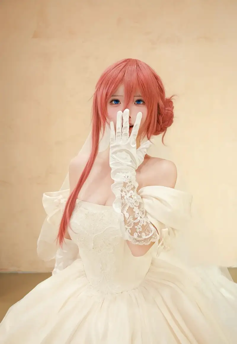 ảnh Nino Nakano cosplay nổi bật