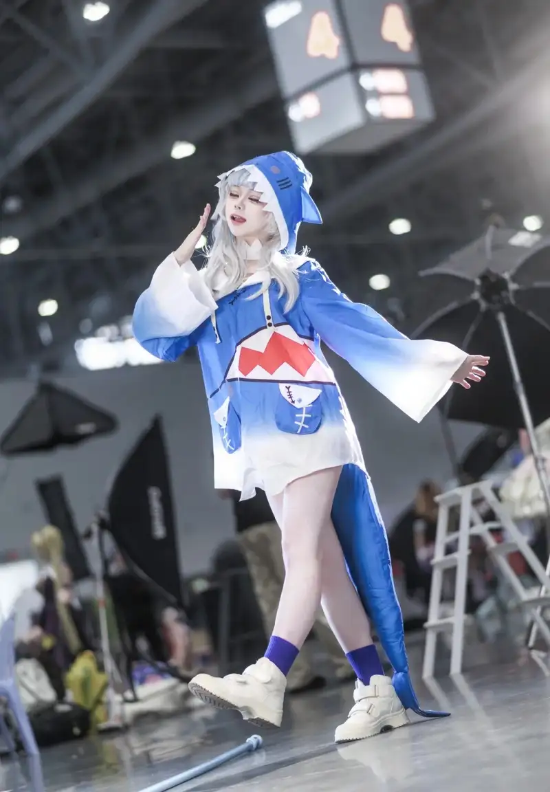 ảnh Yaoyaoqwq cosplay Gawr Gura