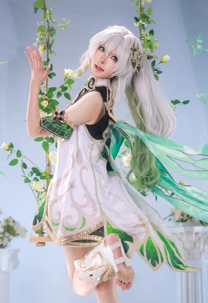ảnh cosplay Nahida anime xinh xắn đáng yêu
