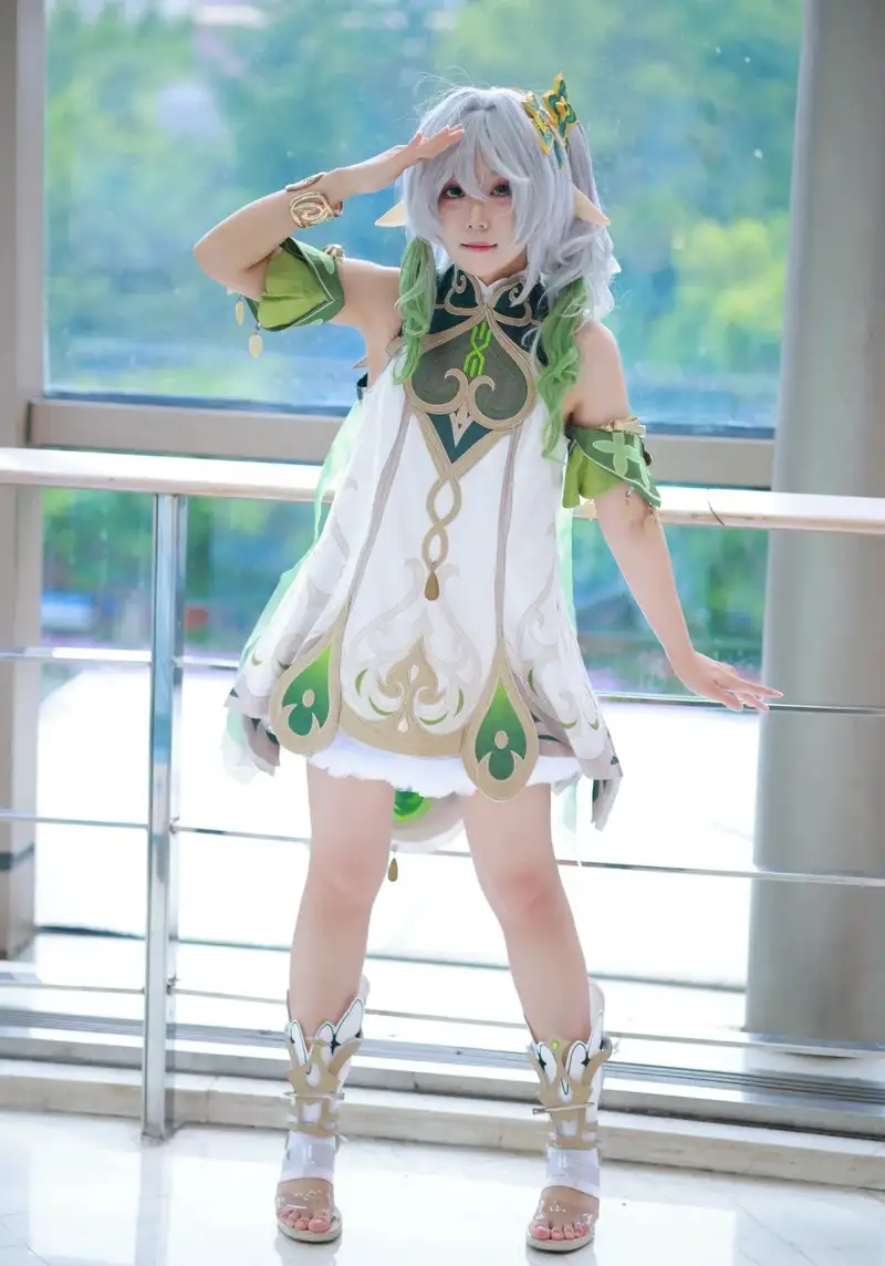 ảnh cosplay Nahida phong cách anime nổi bật