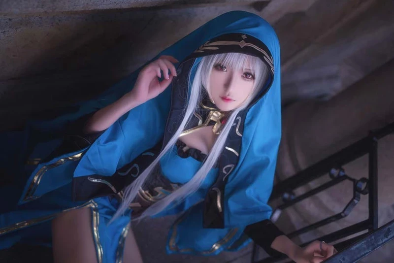 Ảnh cosplay lộ hàng mông cong quyến rũ không che