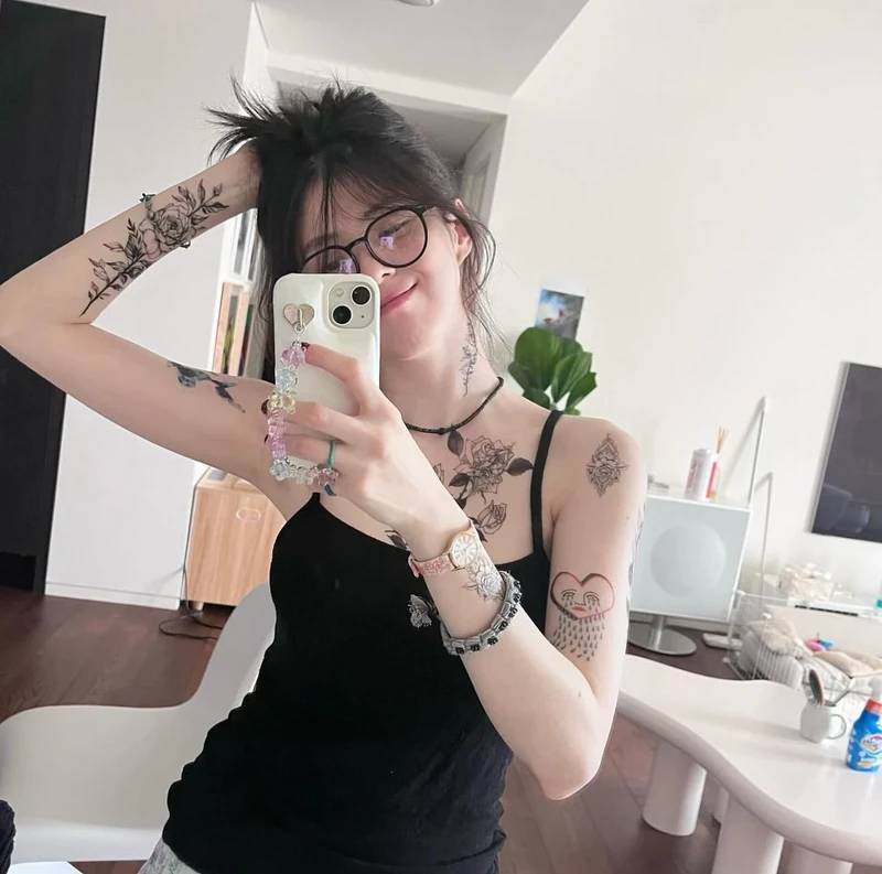 Ảnh gái xinh xăm mình ấn tượng gợi cảm