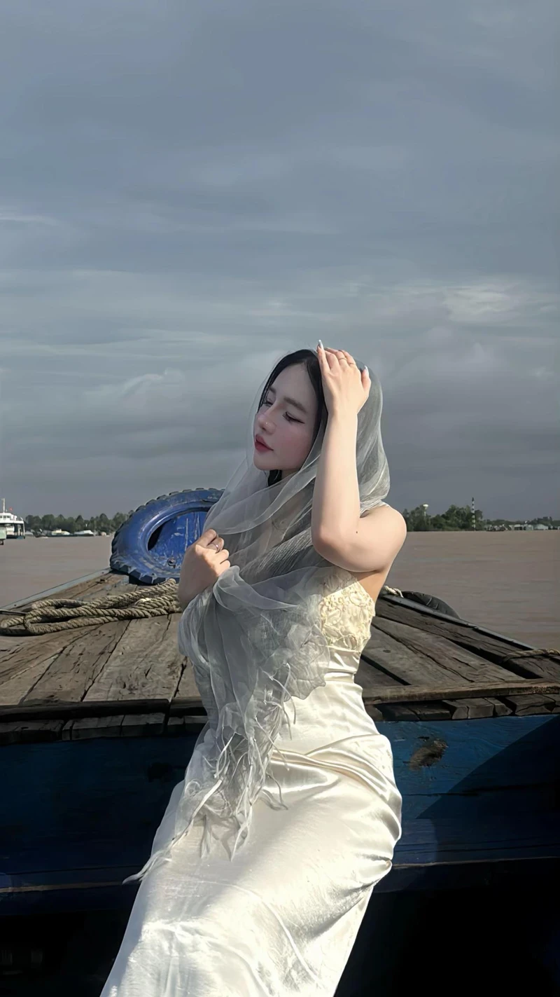 Ảnh gymer Tiffany Thư quyến rũ và năng động