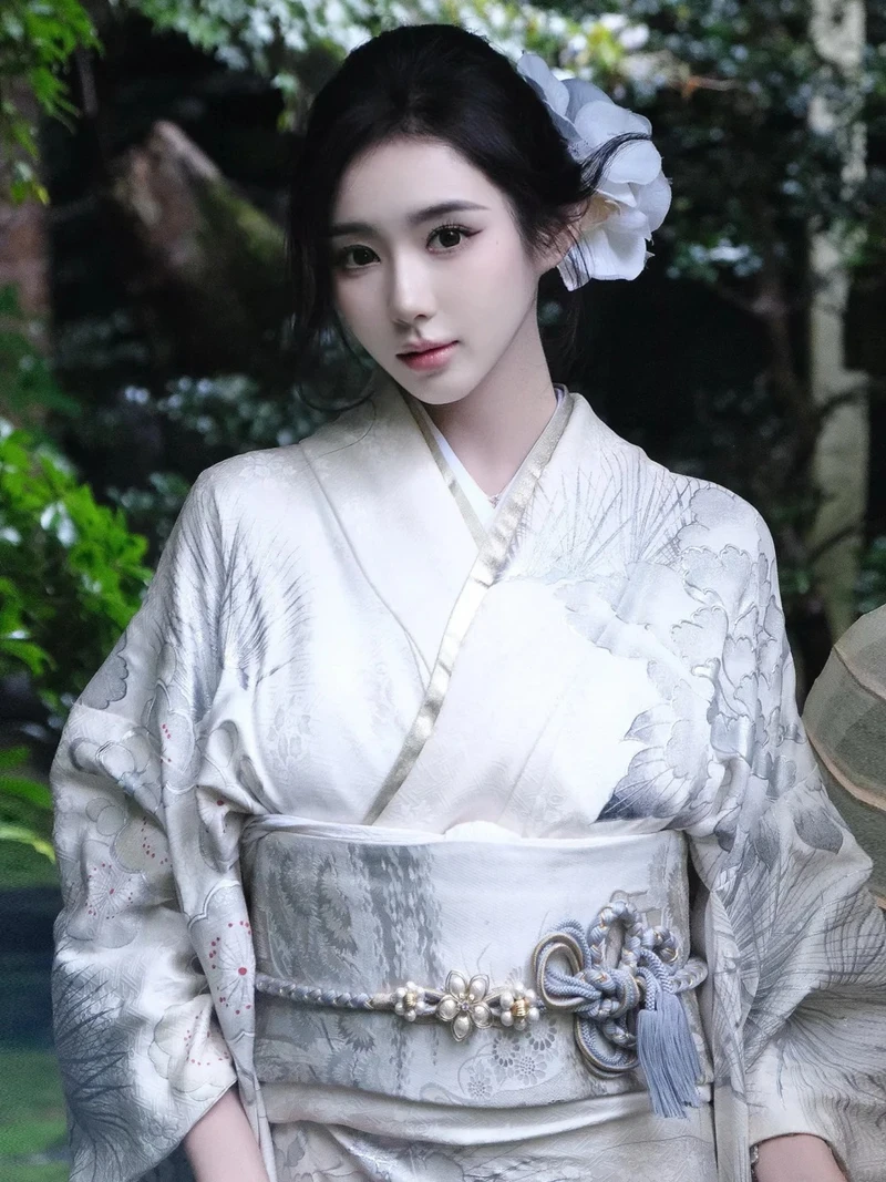 Ảnh người đẹp Kimono full HD khoe thân