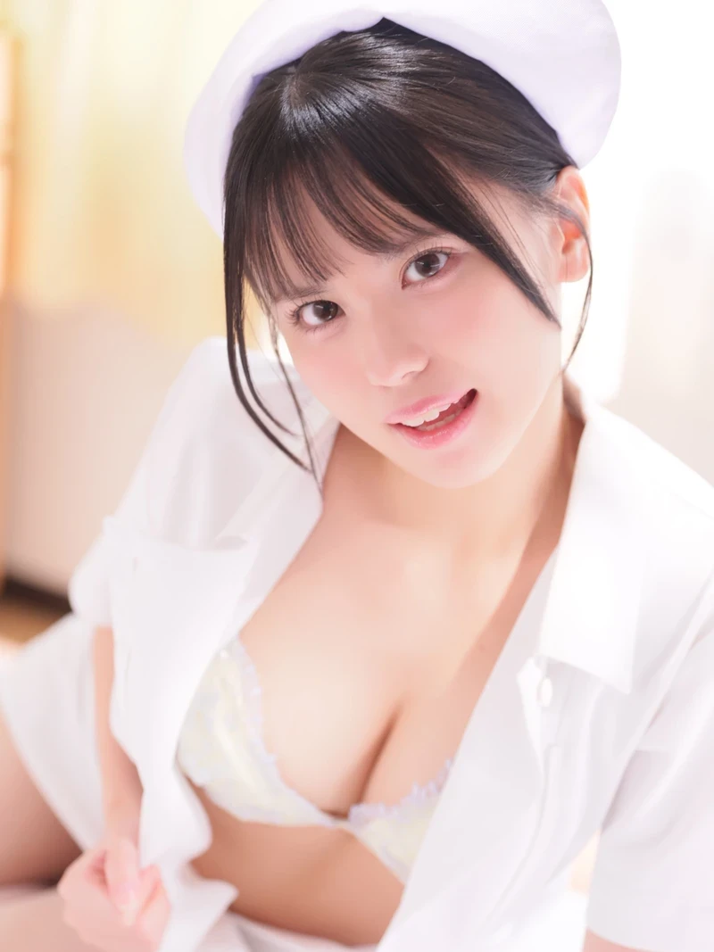Ảnh sex Airi Nagisa khoe mông tròn đầy