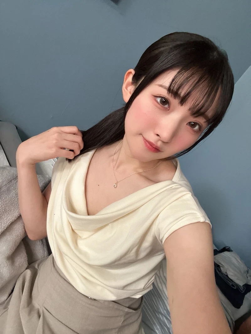 Ảnh sex Hikaru Minazuki vú tròn đầy nóng bỏng