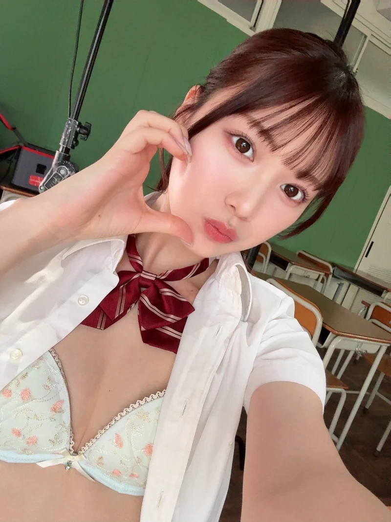 Ảnh sex Ishikawa Mio bikini thả tim cực yêu