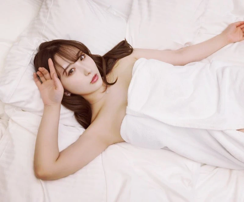 Ảnh sex Mina Kitano khoe vòng 1 to tròn nóng bỏng