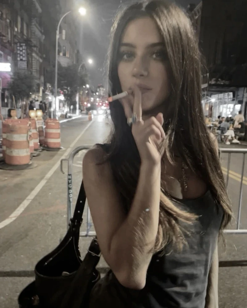 Hình bad girl táo bạo nổi bật