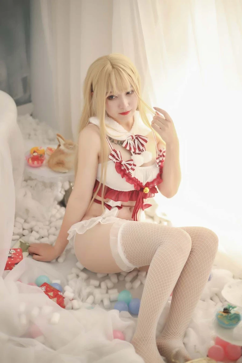 Hình cosplay gợi cảm ngực to không che 4K