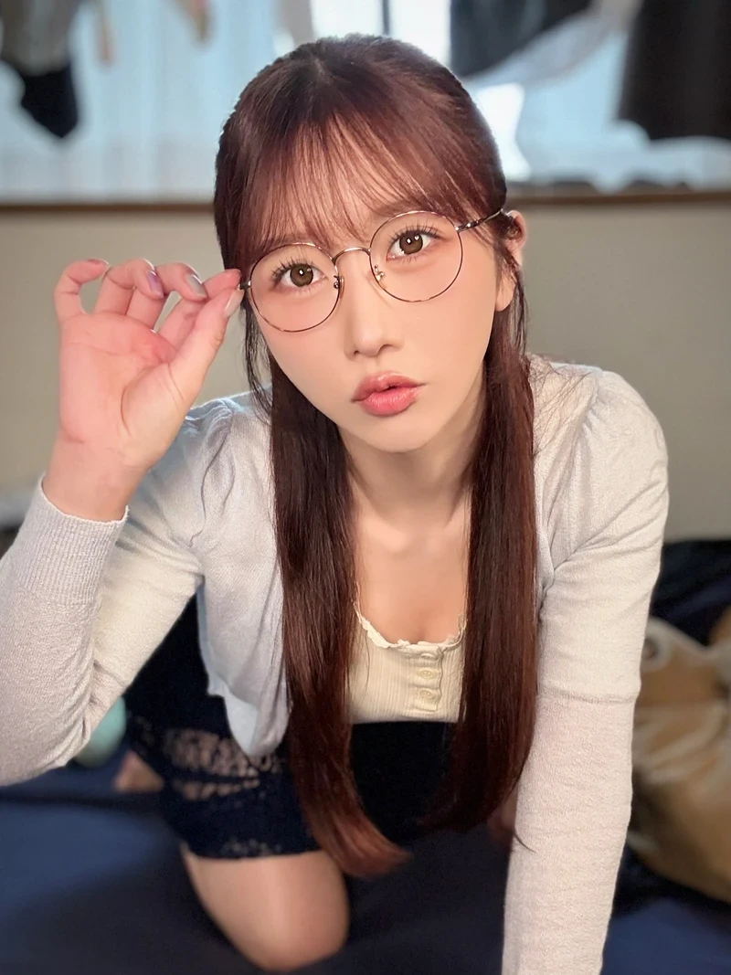 Hình nude Hibiki Otsuki cởi hết gợi dục