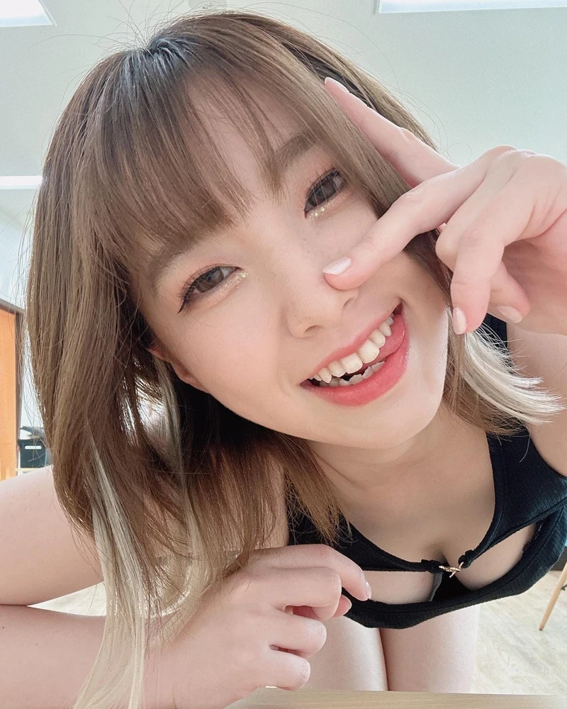 Hình nude Mai Kagari không che body nóng bỏng