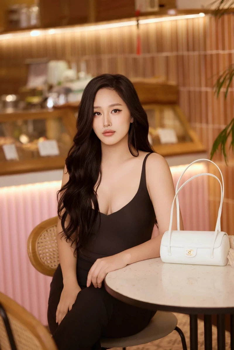Mai Phương Thuý diện bikini cuốn hút trong bộ ảnh đẹp