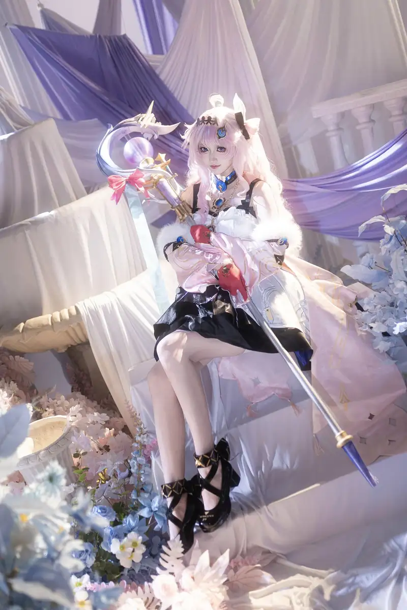 ảnh Luisa cosplay đẹp cuốn hút