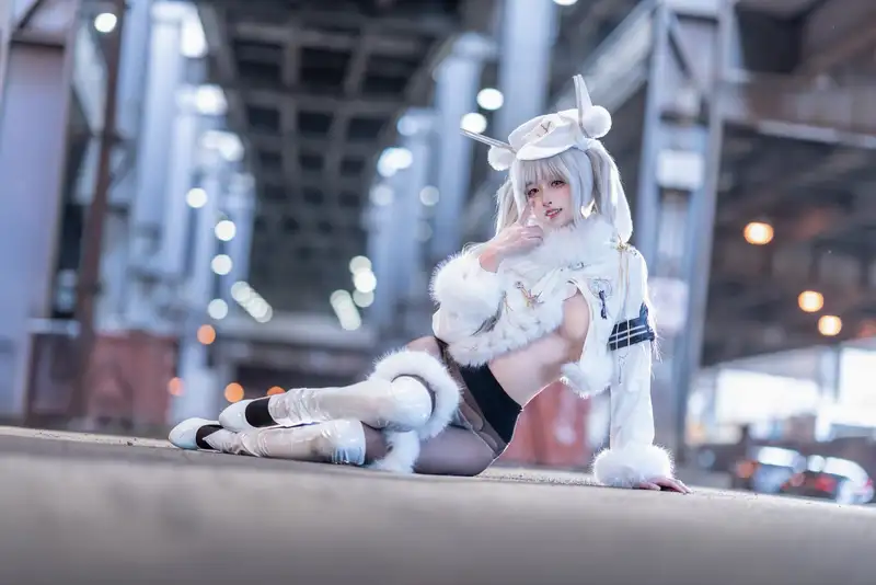 ảnh Luisa cosplay đẹp qua từng khung hình
