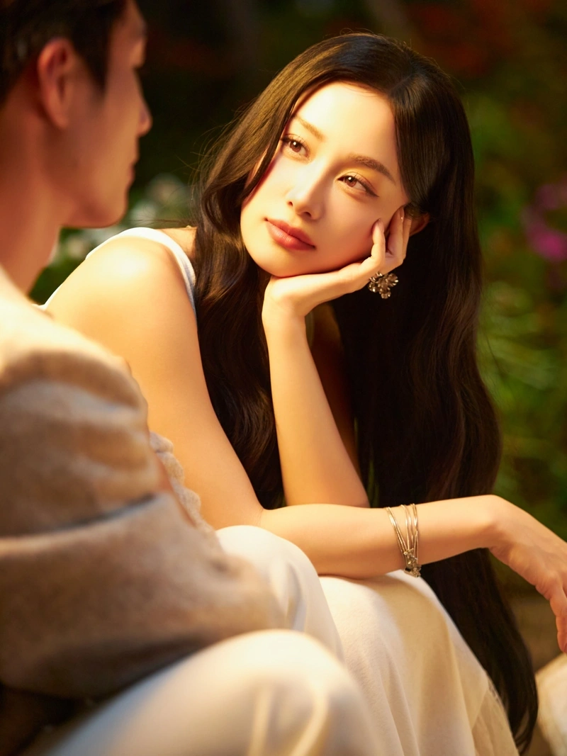 Ảnh Jun Vũ gợi tình khoe mông sexy
