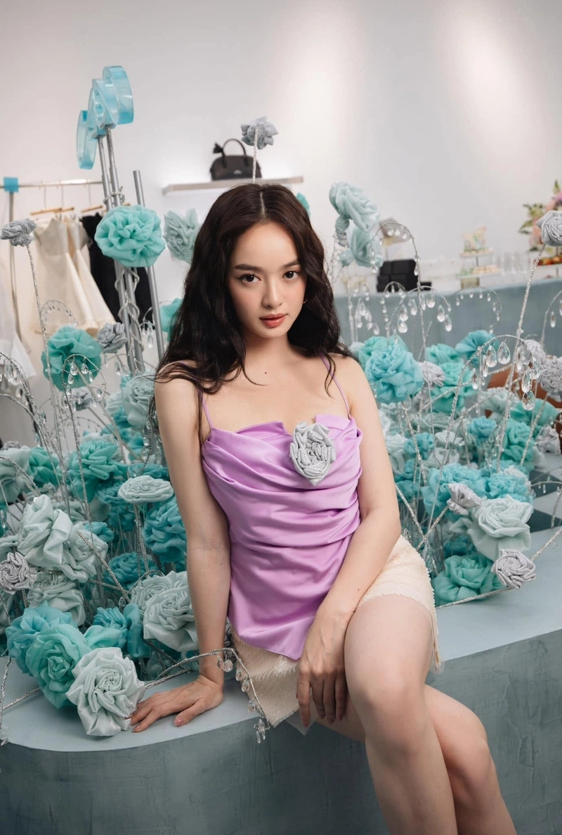 Ảnh Kaity Nguyễn bikini gợi dục thân hình siêu phẩm