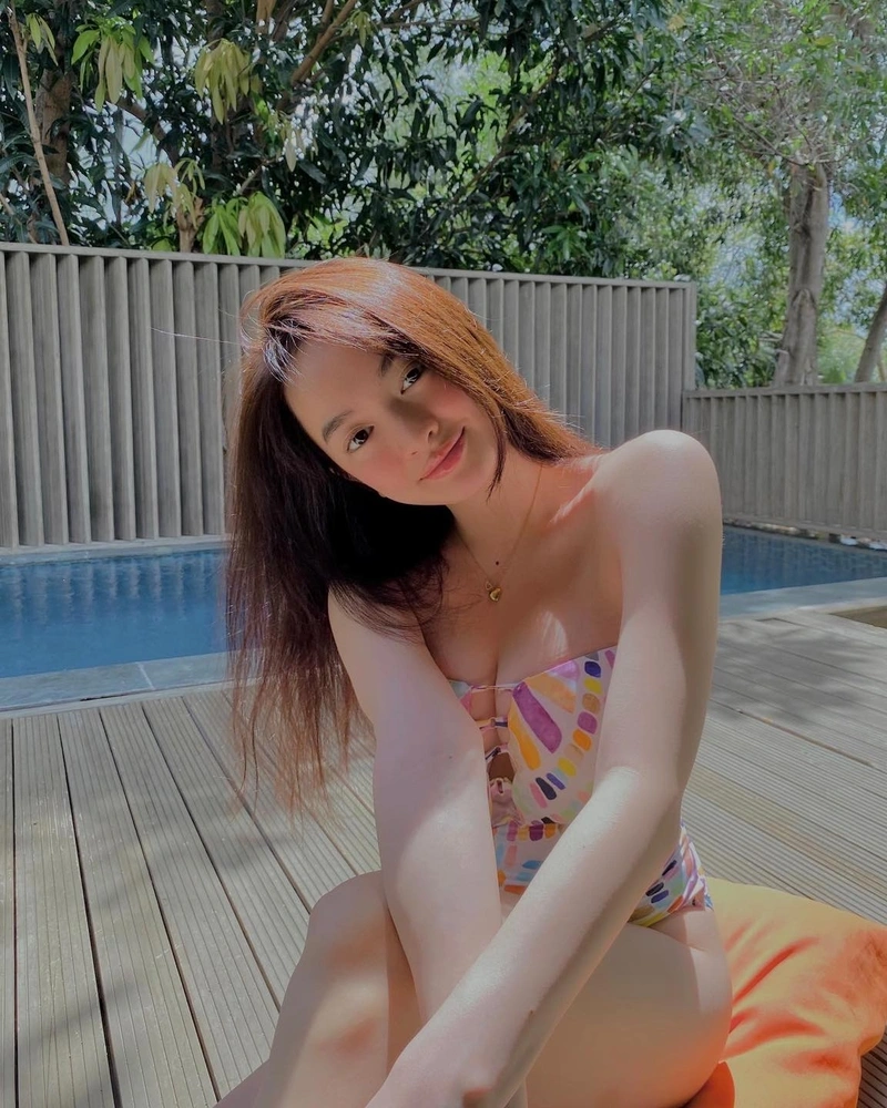 Ảnh Kaity Nguyễn bikini không che cực phẩm
