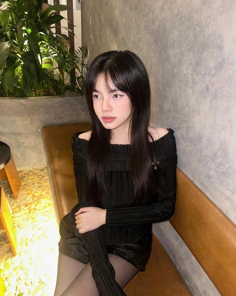 Ảnh Linh Tây bikini vòng một khủng gợi cảm