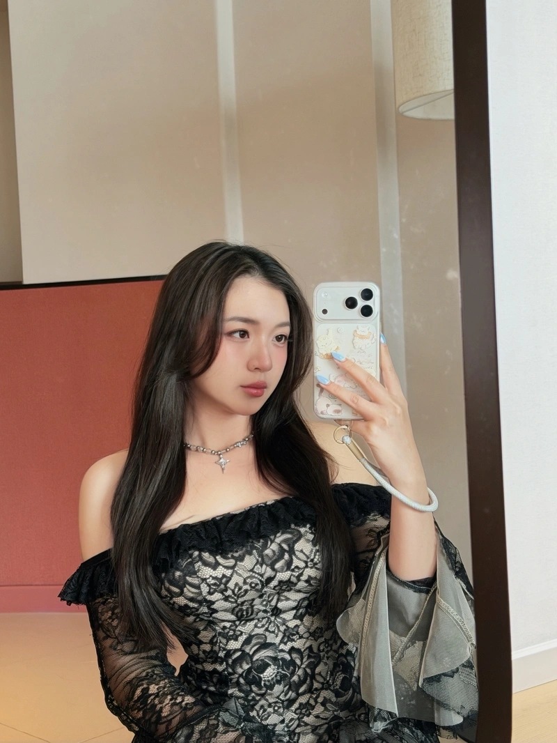 Ảnh MC Phương Thảo đít tròn căng đầy gợi cảm