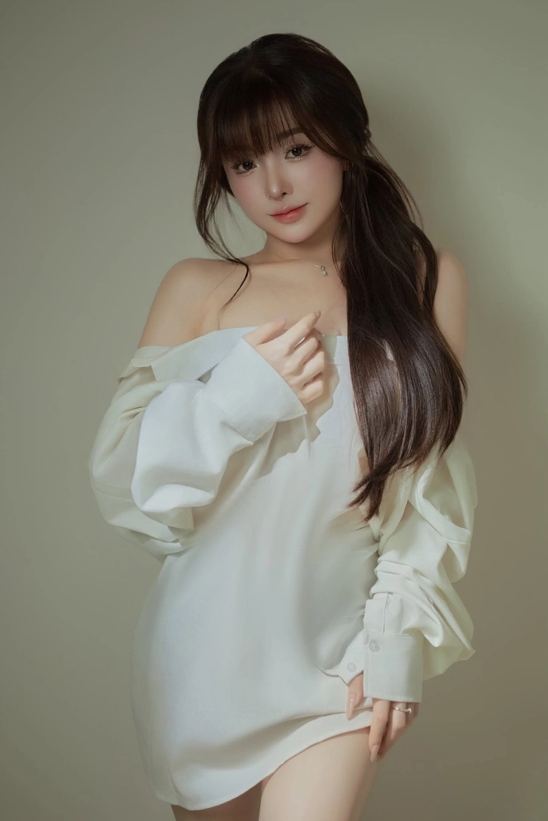 Ảnh Quỳnh Mai sexy quyến rũ