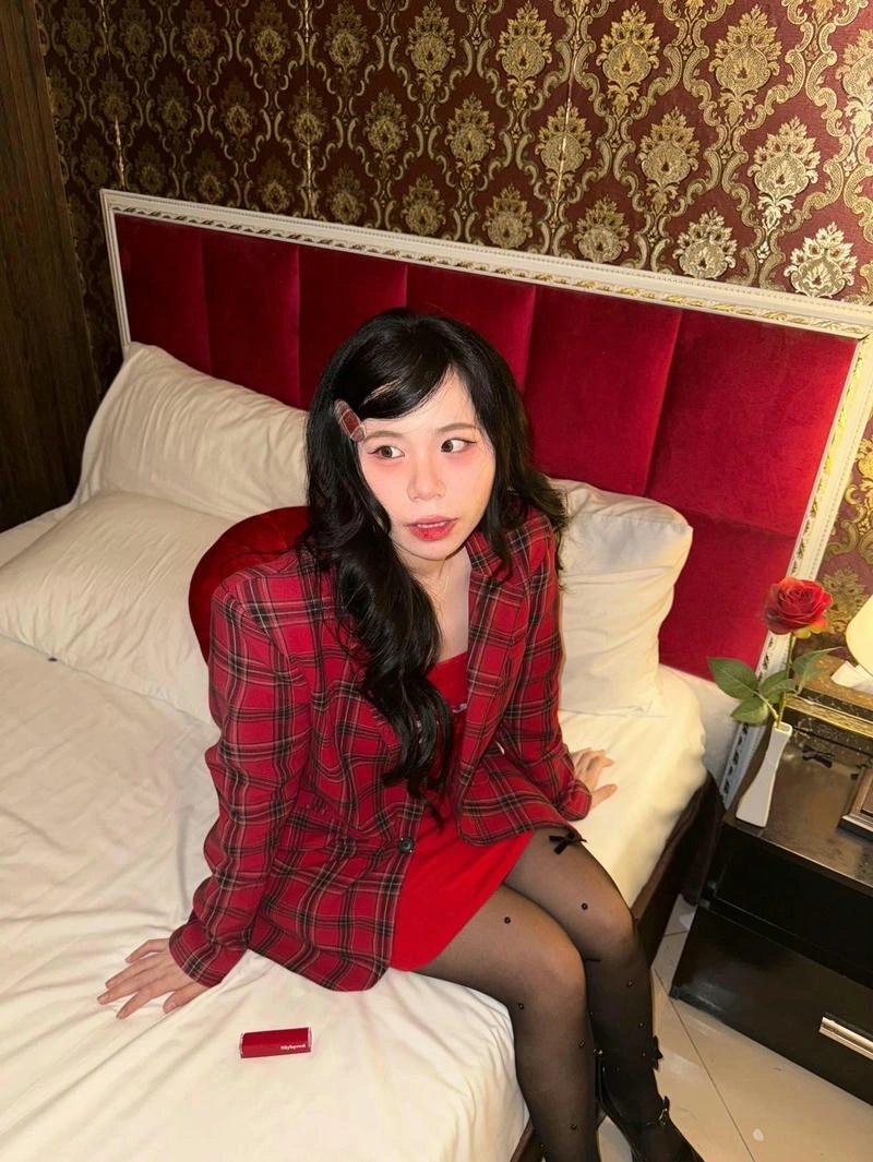 Ảnh Sammy Đào sexy thể hiện nét đẹp tinh tế