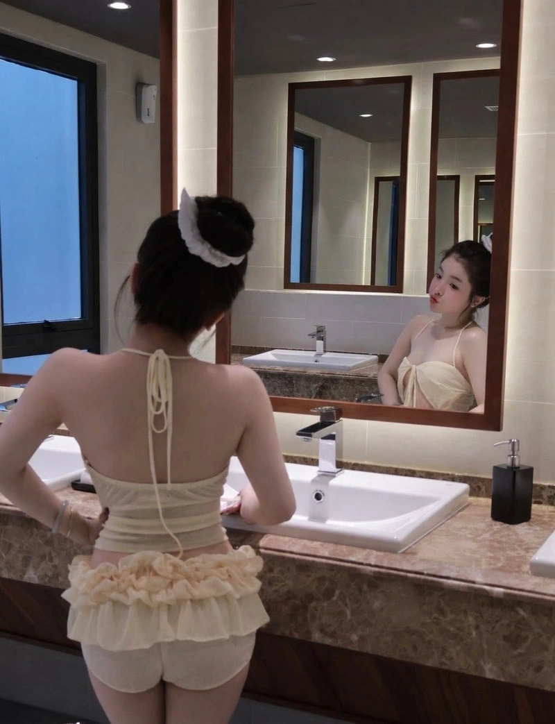 Ảnh Tiktoker Quỳnh Mai cuốn hút duyên dáng