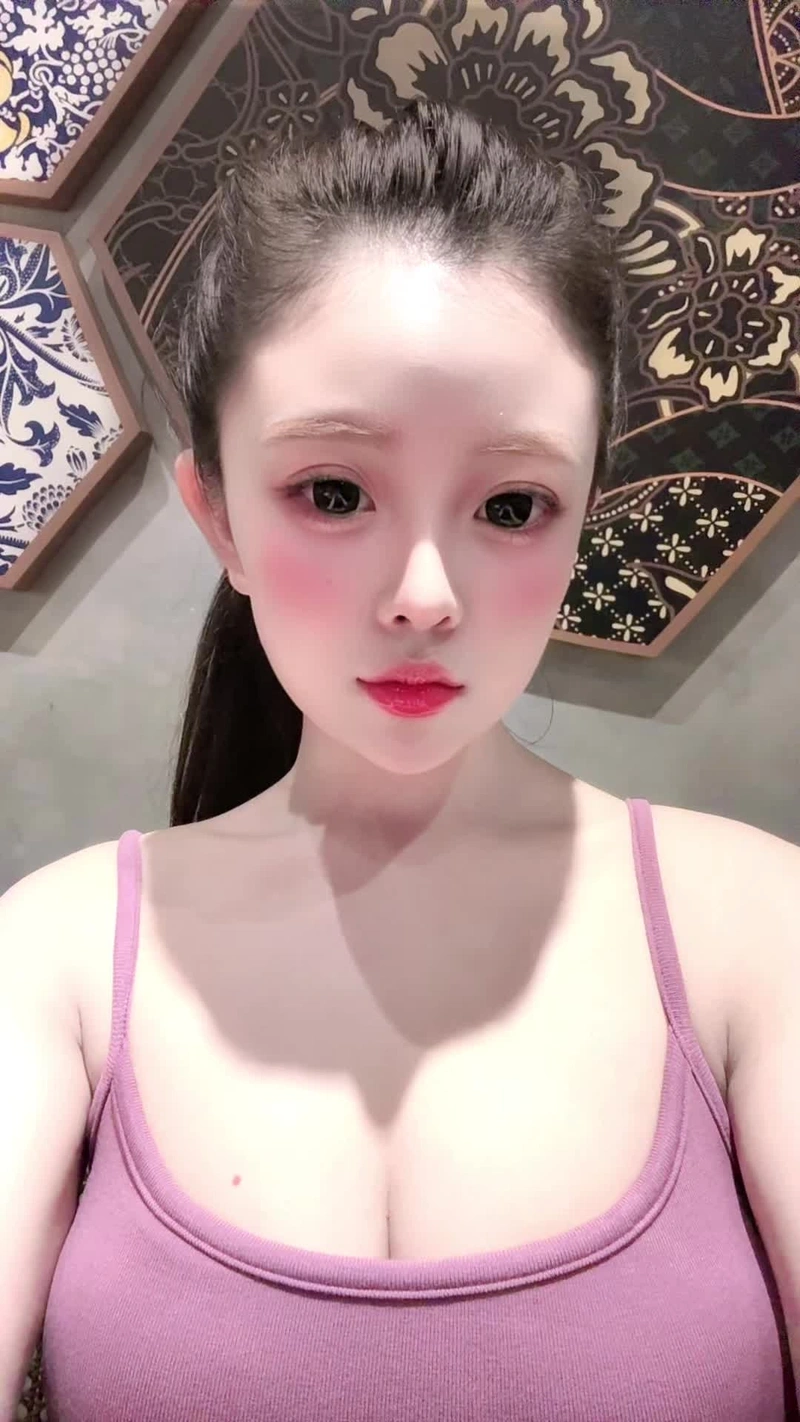 Ảnh Tiktoker Thảo Baby sexy không che 2K