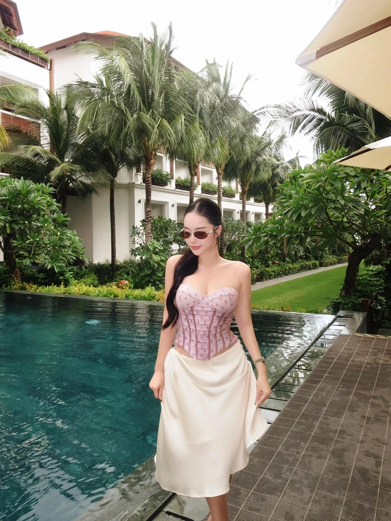 Ảnh Tiktoker Thuhuongbabyy sexy mê đắm