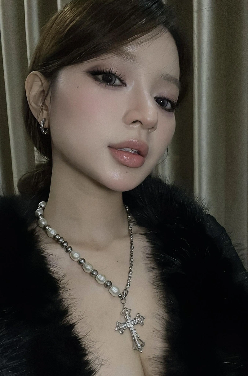 Ảnh Vũ Ngọc Kim Chi bikini sexy mông tròn nóng bỏng