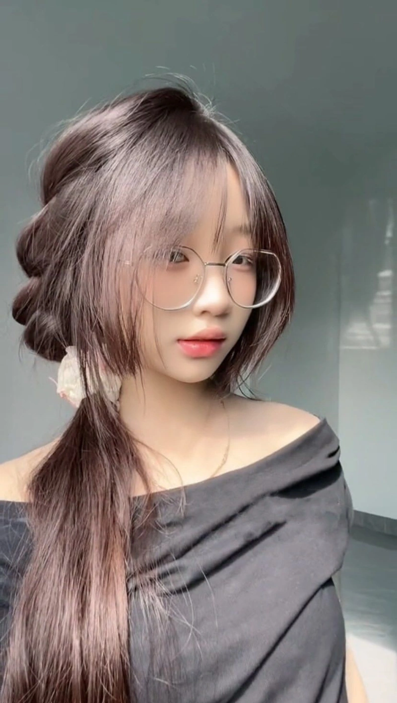 Ảnh gái 2k5 xinh xắn đáng yêu