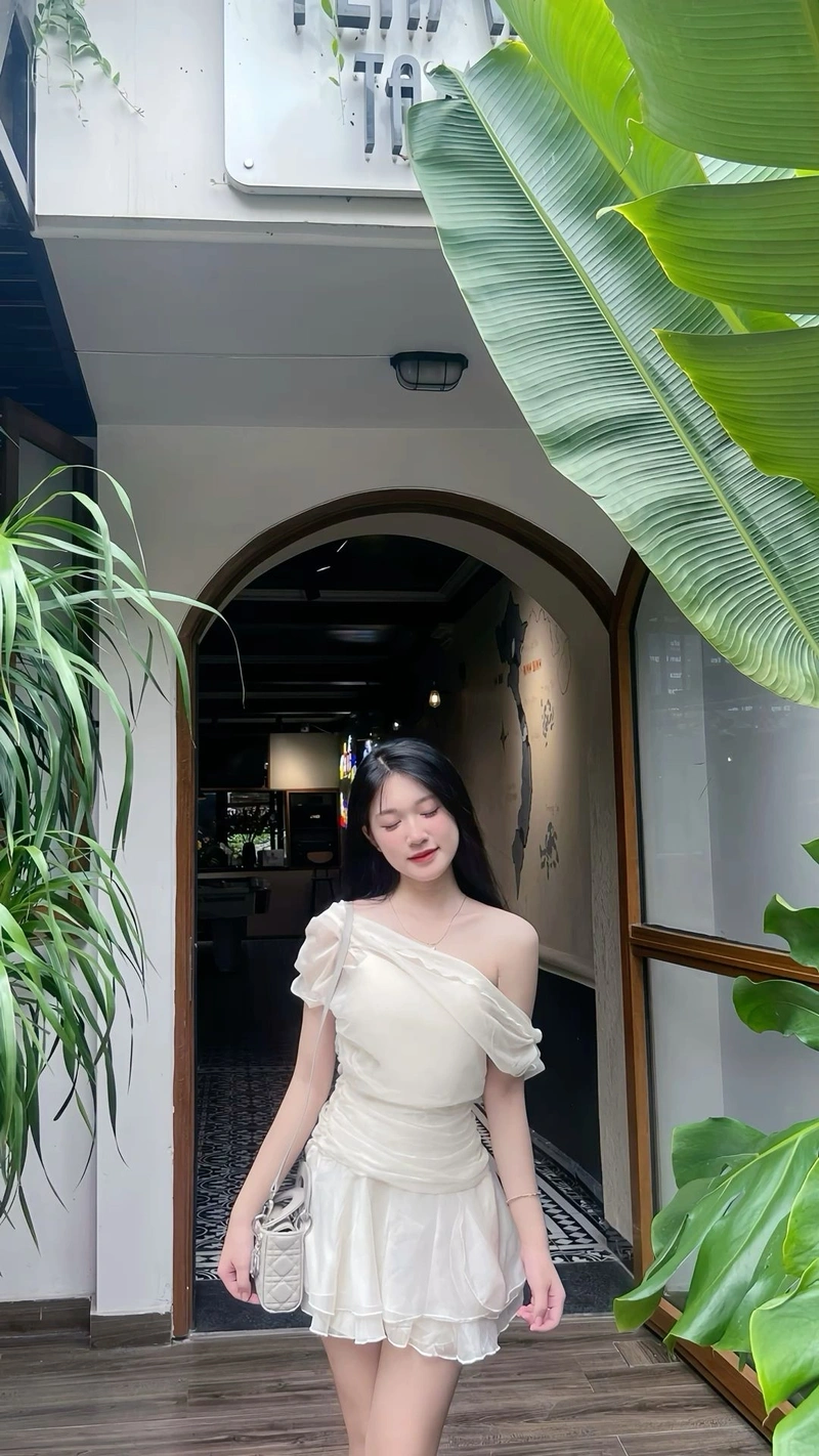 Ảnh gái 2k6 hiện đại sành điệu