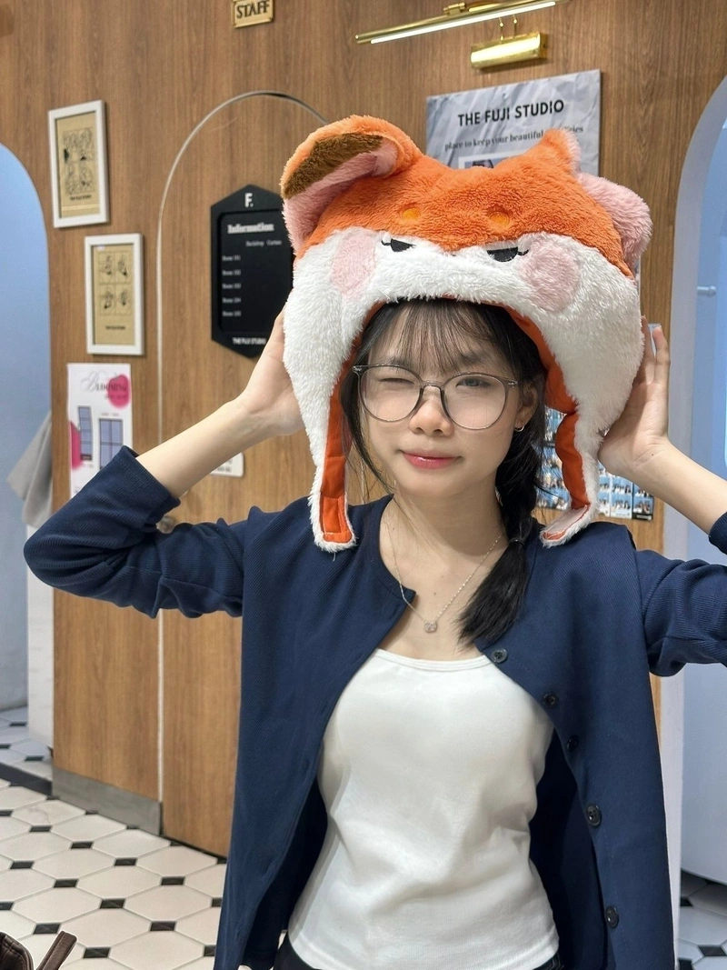 Ảnh gái xinh 2k8 dịu mát trong veo