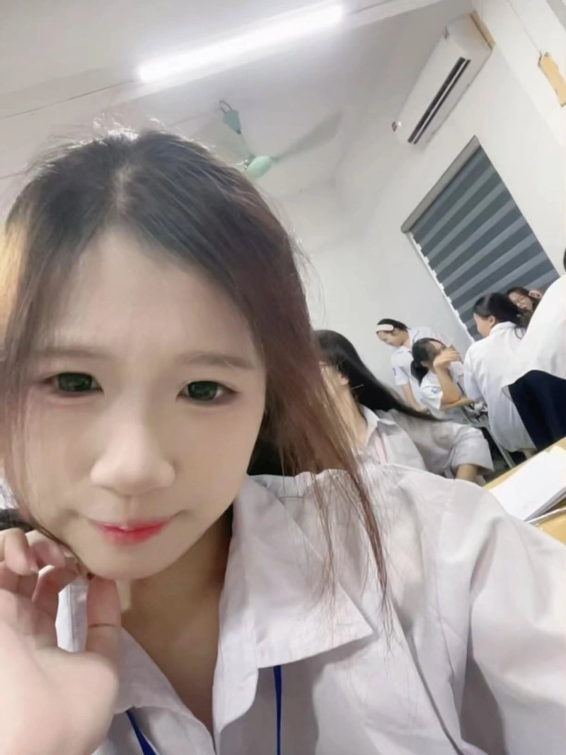 Ảnh gái xinh lớp 6 tươi trẻ hồn nhiên