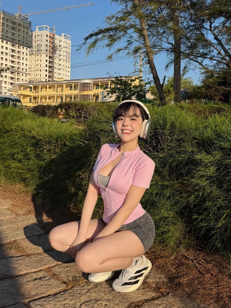 Bảo Khuyên nude full body siêu phẩm 2K