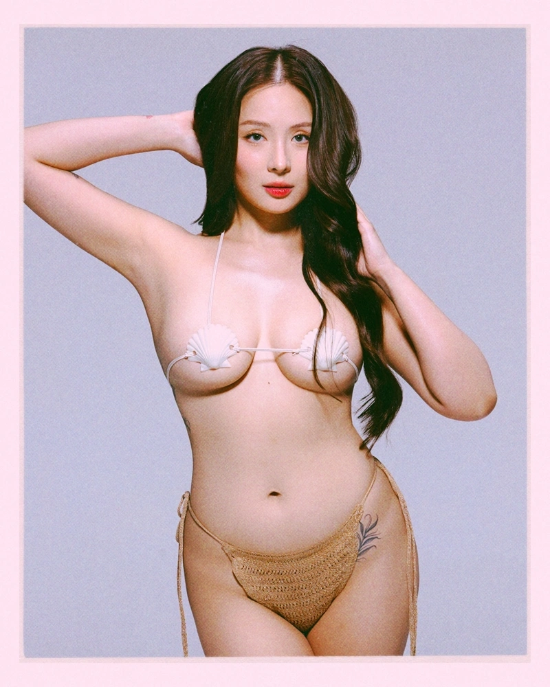 Christine Co nude khoe hàng siêu phẩm gợi dục