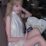 Chu Hồng Liên bikini gợi cảm lộ hàng nóng bỏng
