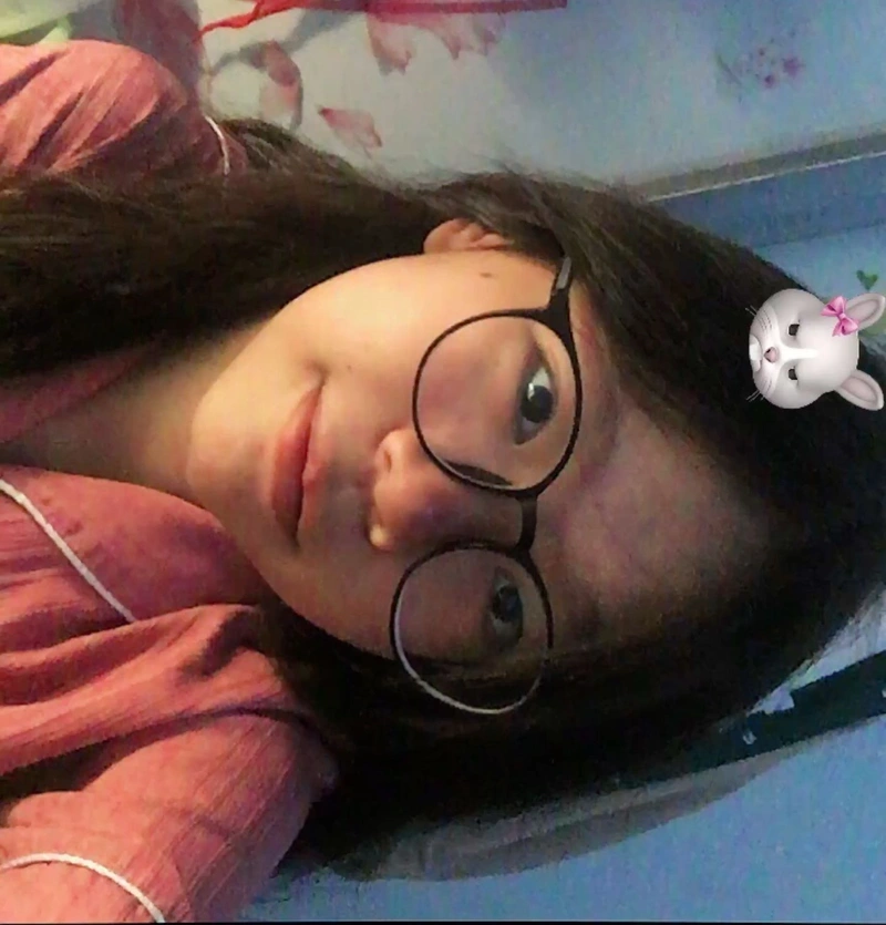 Gái 2k12 ngây thơ trong sáng