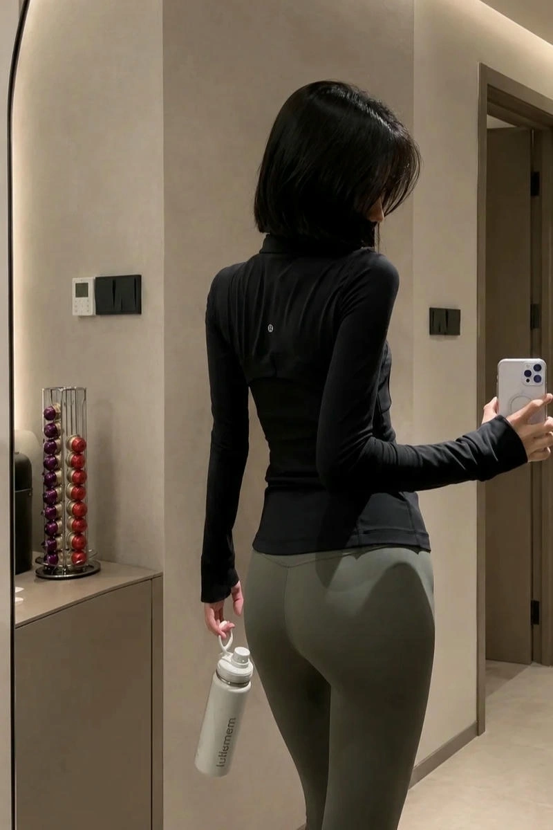 Gái xinh mặc quần legging có vẻ ngoài năng động