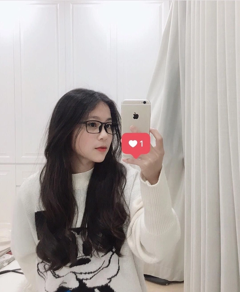 Gái xinh tóc dài đằm thắm dịu dàng