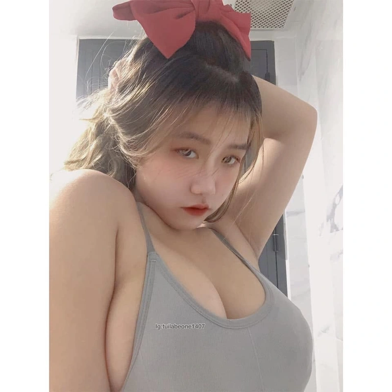 Hình Beo Thỏ bikini sexy đặt hình nền điện thoại