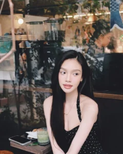 Hình Đan Phượng bikini sexy 2K tải về máy tính