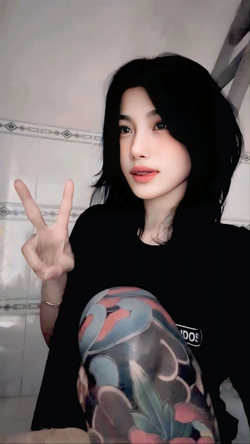 Hình Idol Huỳnh Thị Bảo Trân sexy mông tròn hút hồn