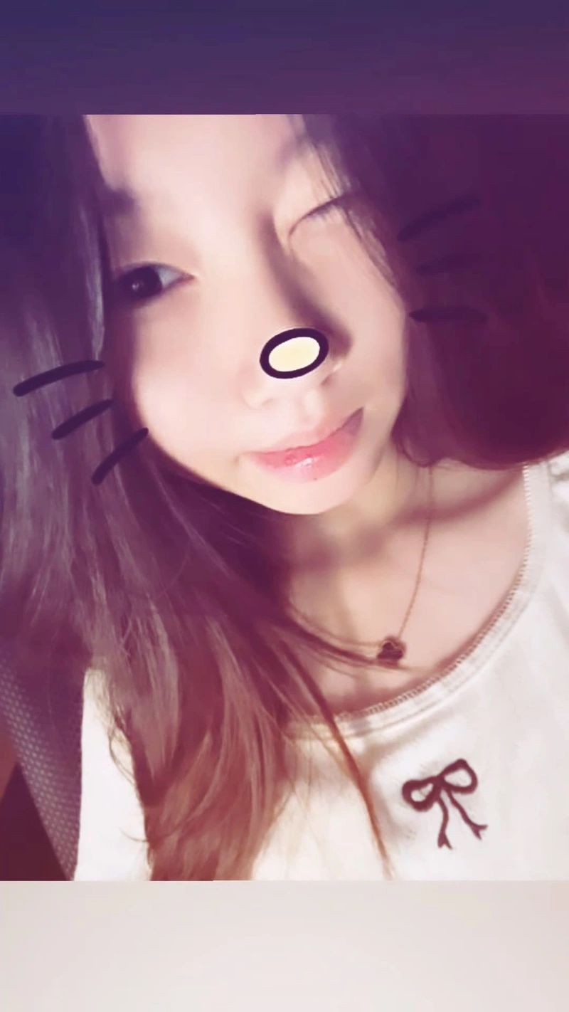 Hình ảnh gái 2k10 cực kỳ nhí nhảnh