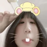 Hình gái 2k10 dịu dàng thanh tú