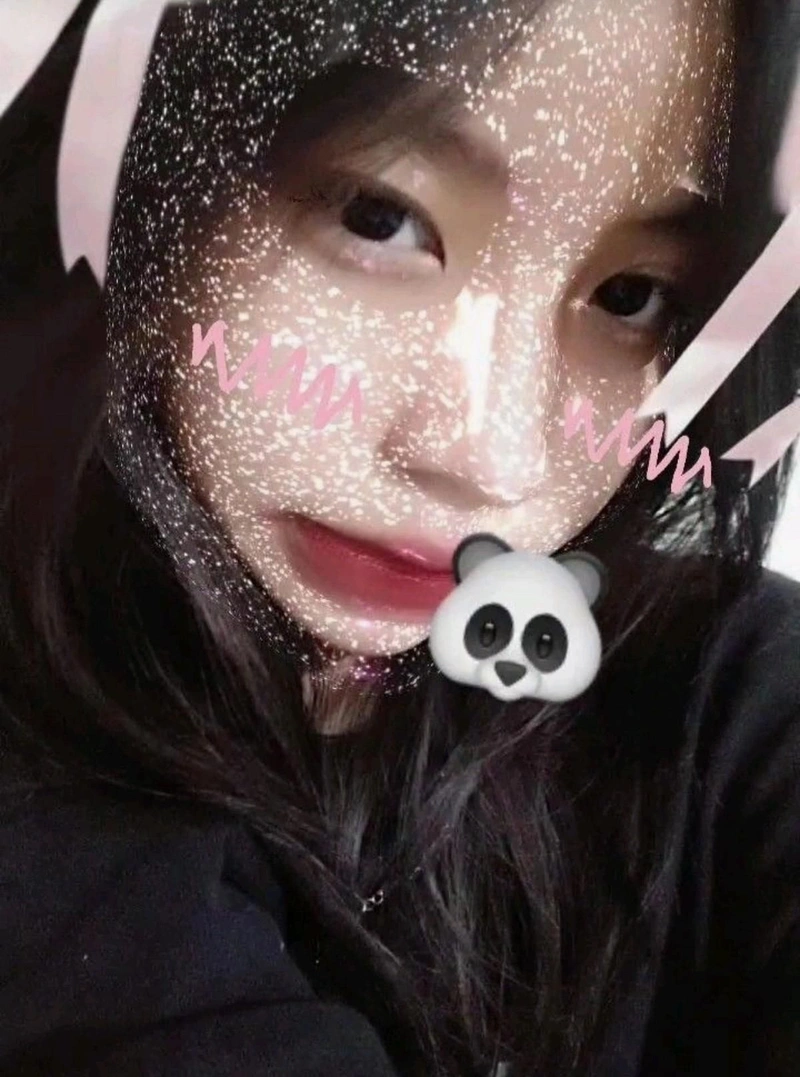 Hình gái 2k12 tinh khôi thanh tú