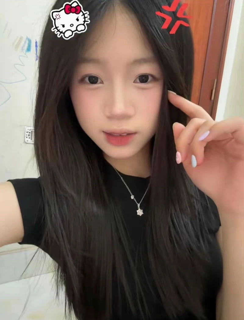 Hình gái 2k12 xinh xắn dễ thương