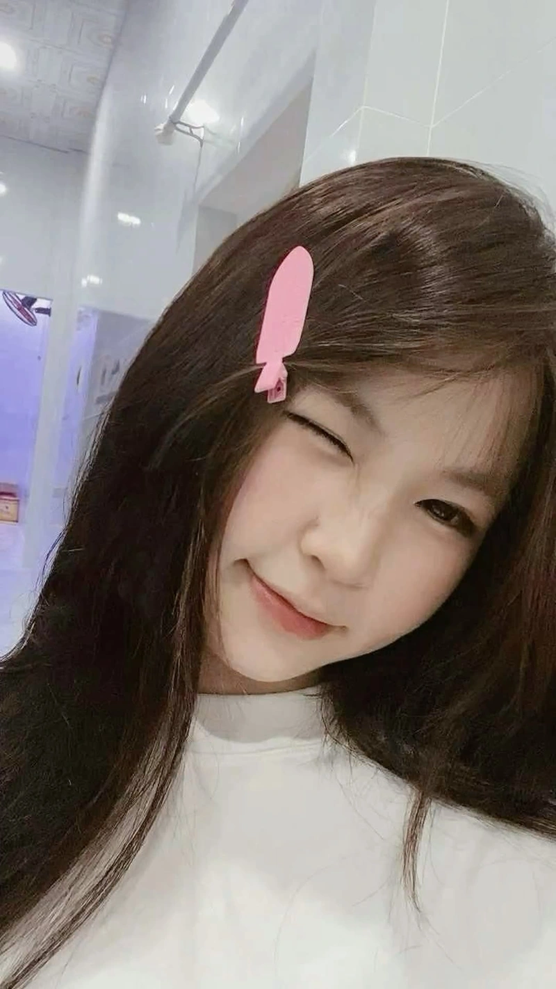 Hình gái 2k13 tươi tắn hồn nhiên