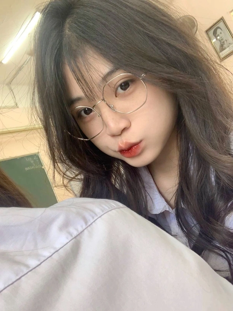 Hình gái 2k8 đáng yêu ngọt ngào