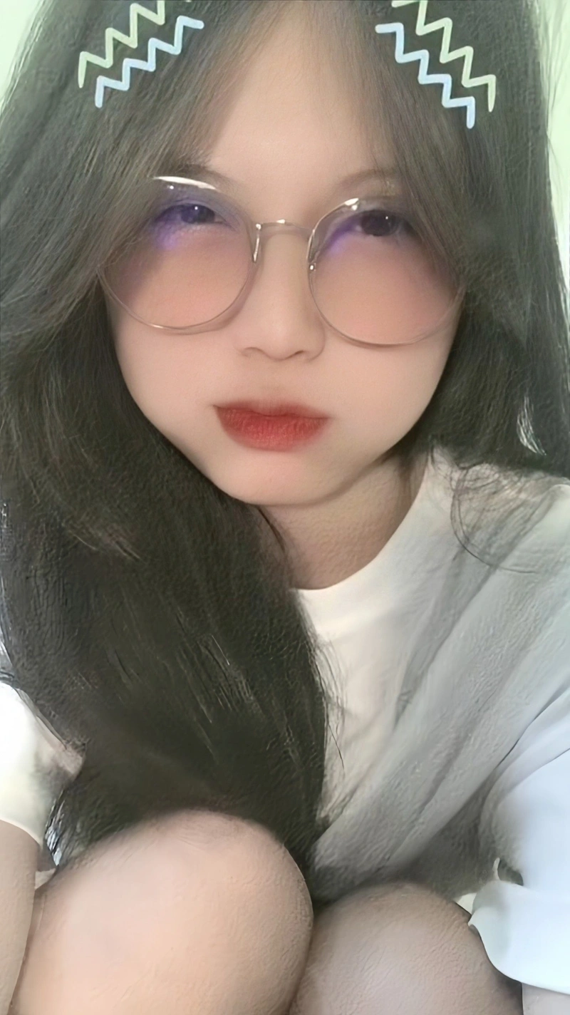 Hình gái xinh 2k11 hồn nhiên vui tươi